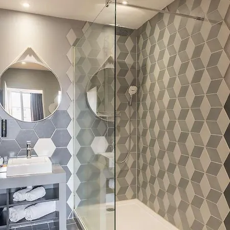 The Originals Boutique Le Lion Hotel *