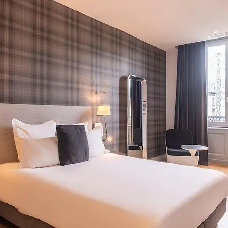 Hotel The Originals Boutique Le Lion